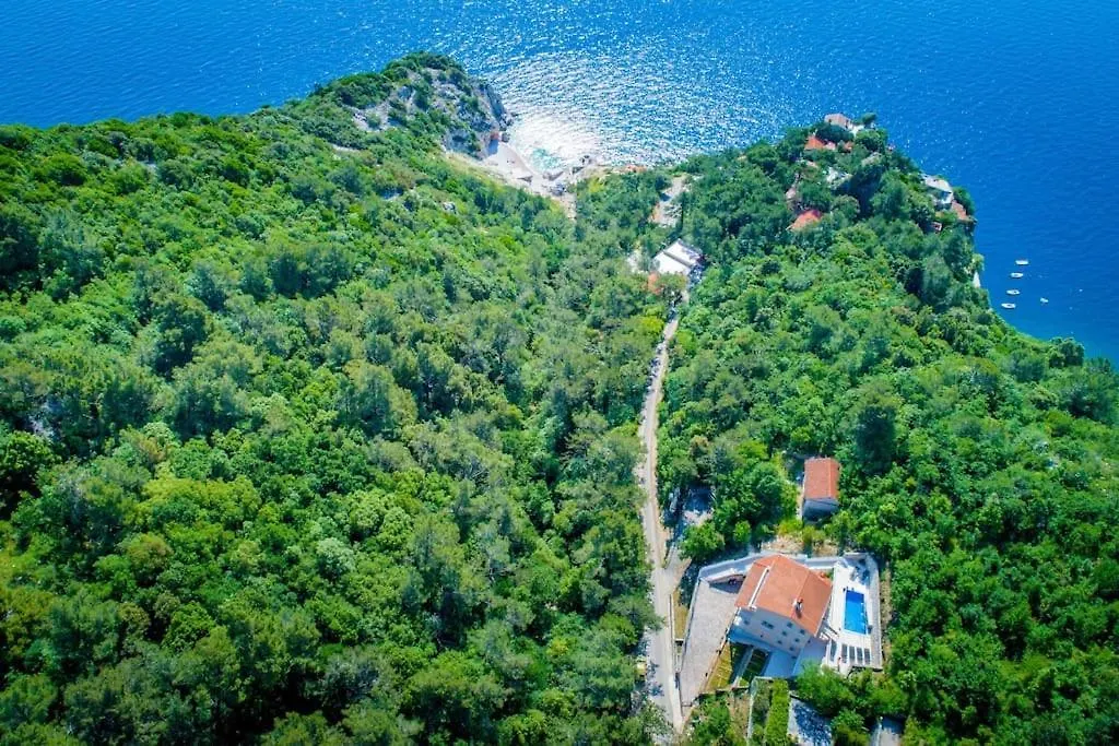 Villa Pia Brsec